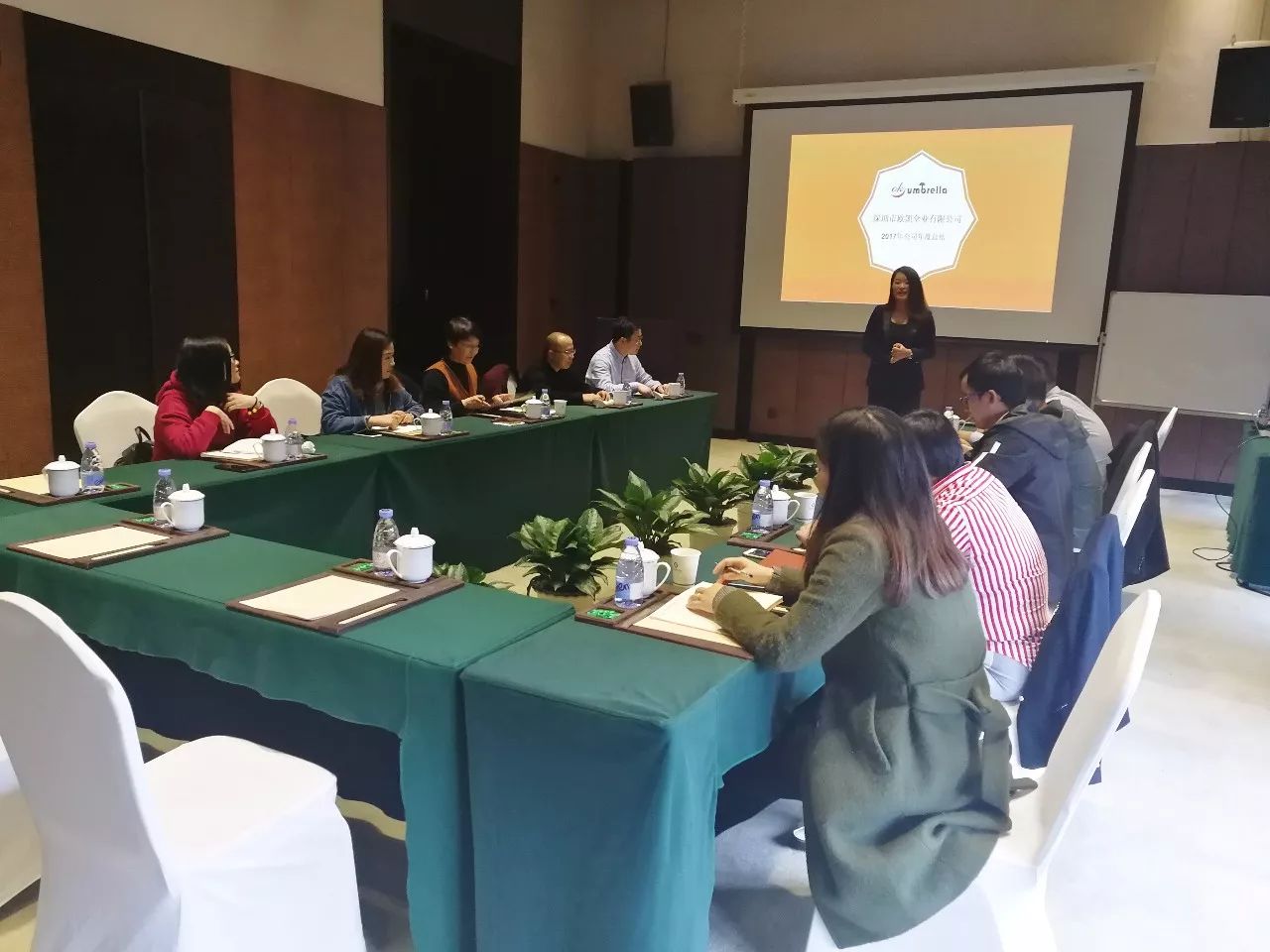 董事長黃曉玲女士發言